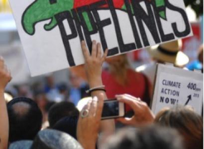 A sign reading No Pipelines