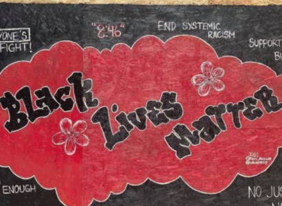 Art on wall saying Black Lives Matter