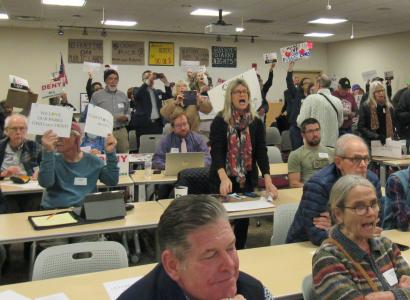Meeting with people protesting