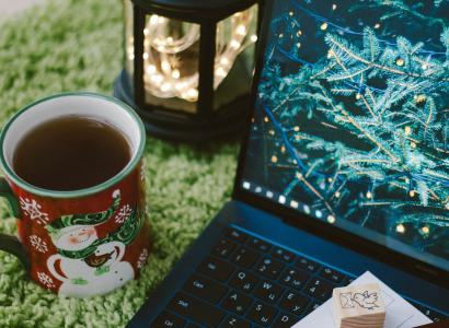 Many turn to teleconference for Christmas