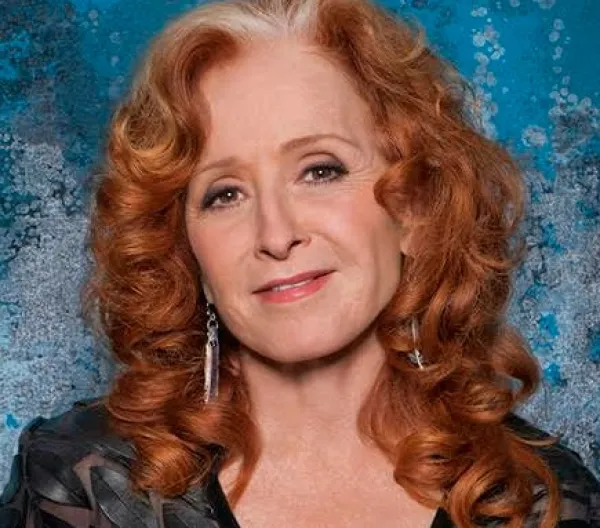 Photo of Bonnie Raitt